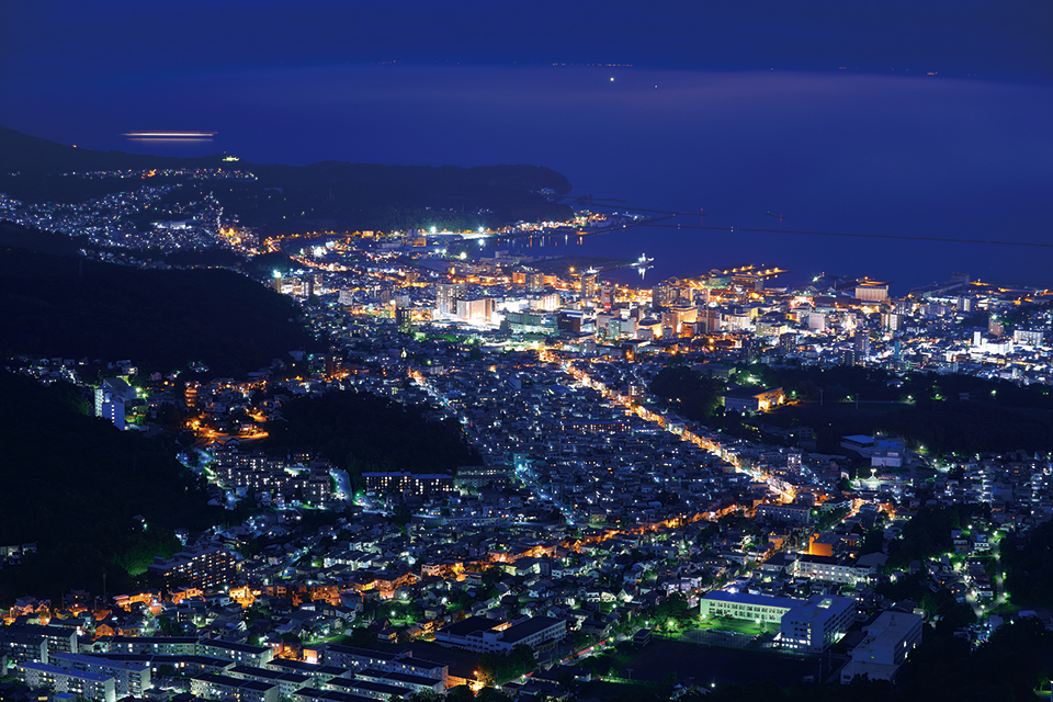 幻想的な小樽市の夜景